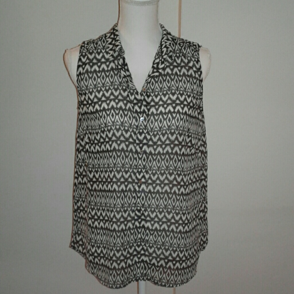 H&M Sleeveless Blouse